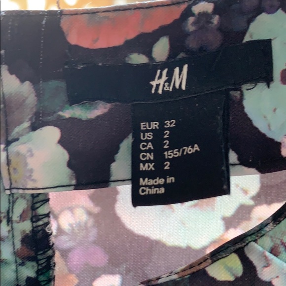 H&M Floral Printed Peplum Dress - Picture 4 of 5